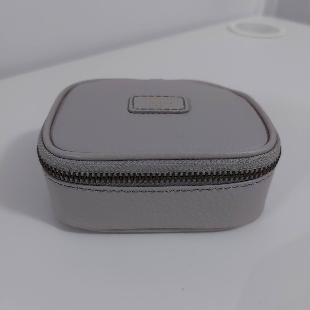 NWT Fossil Mineral Gray Leather Mimi Jewelry Box